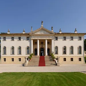 Corner Della Regina Отель Vedelago (Treviso)