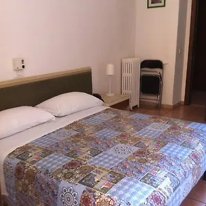Gambara Отель Милан
