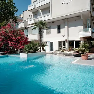 tordi-garden-hotel.emilia-romagnahotels.net/